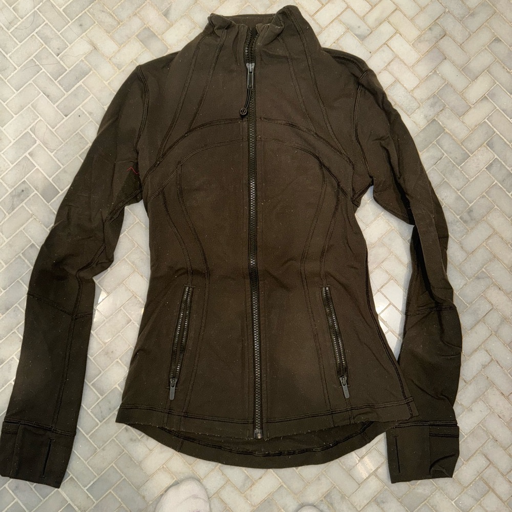 Lululemon jacket size 2